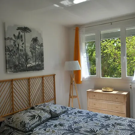 Paris Cdg Chantilly Bed & Breakfast