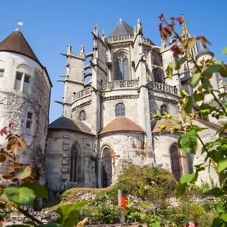 B&B Paris Cdg Chantilly 3*